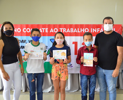 Concurso de desenho premia alunos de Escolas Municipais em Porteira-CE