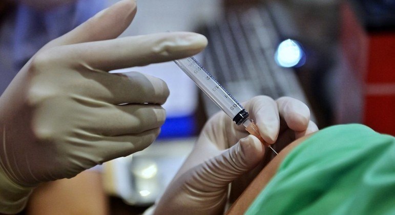  Estado de SP realiza Dia D para 2ª dose da vacina contra a covid-19