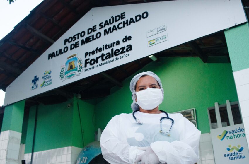 Covid-19: vacina pode ter evitado 2ª onda em profissionais da saúde no Ceará