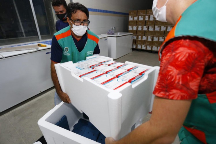 Ceará recebe mais de 66 mil doses da vacina Pfizer nesta sexta