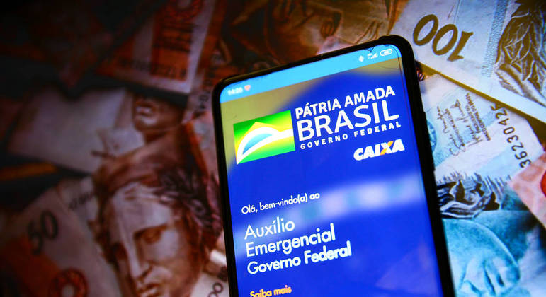 Auxílio emergencial: nascidos em maio podem sacar terceira parcela