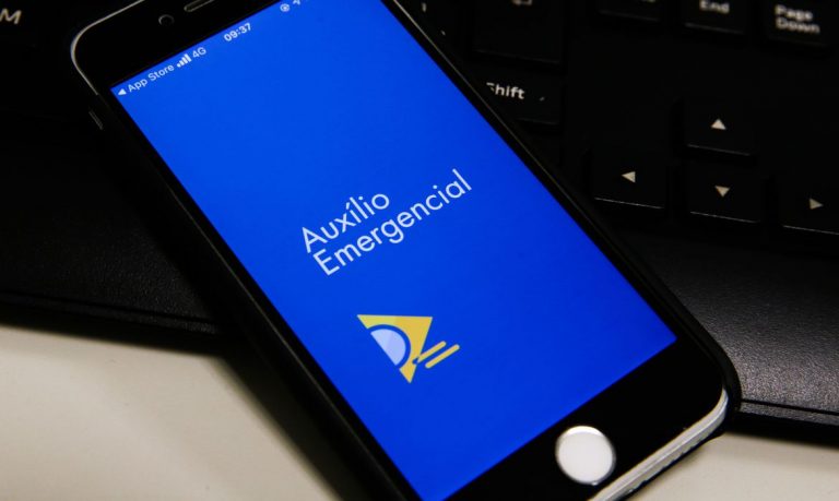 Auxílio Emergencial: Caixa libera saques da 3ª parcela a nascidos em abril nesta terça-feira