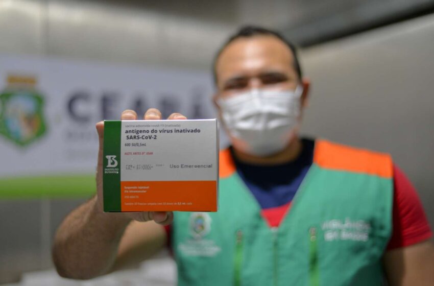 Chegam ao Ceará mais de 228 mil doses de vacinas para imunizar a população contra a Covid-19