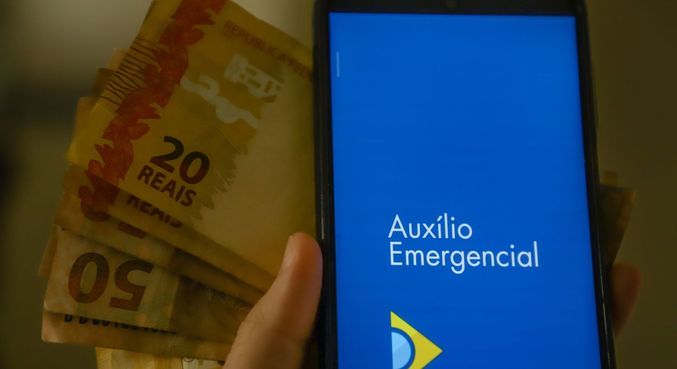 Caixa libera hoje último saque da 4ª parcela do auxílio