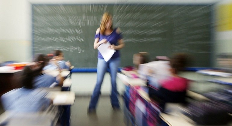 Retorno de professores às aulas presenciais se tornou uma questão ética e urgente