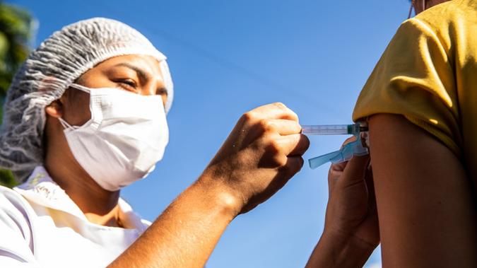  46 cidades do Ceará têm menos de 20% da população imunizada