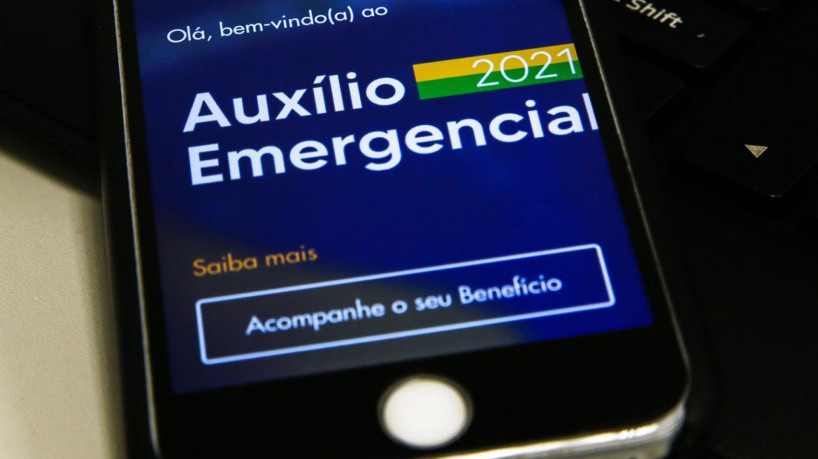 Auxílio emergencial 2021: liberação do saque da 5ª parcela é suspenso