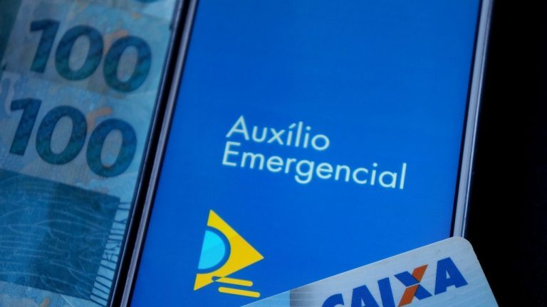 Trabalhadores nascidos em julho podem sacar auxílio emergencial