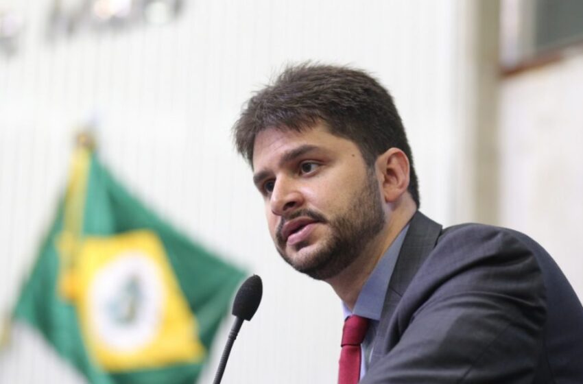 Dep. Guilherme Landim sobre estrada Brejo Santo a Abaiara.
