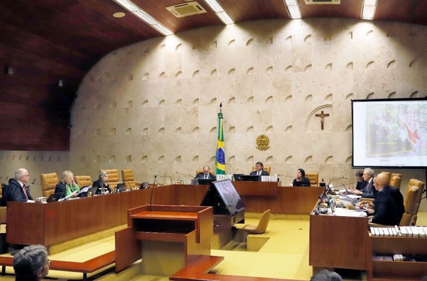 STF analisa prazo para avaliação de pedido de impeachment
