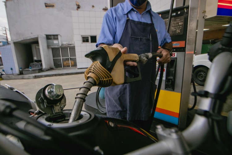  No Ceará, preço médio da gasolina ultrapassa R$ 6 em 70% dos municípios monitorados