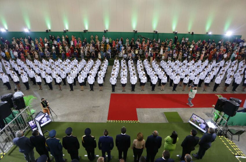  Governo do Ceará reforça a segurança pública com a posse de 247 oficiais da Polícia Militar