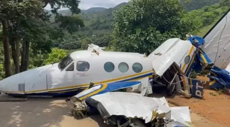 Polícia encontra cabo enrolado em hélice de avião que levava Marília Mendonça