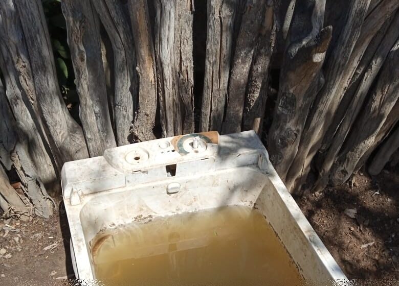  Criança morre afogada em tanque na zona rural de Quixeramobim-CE