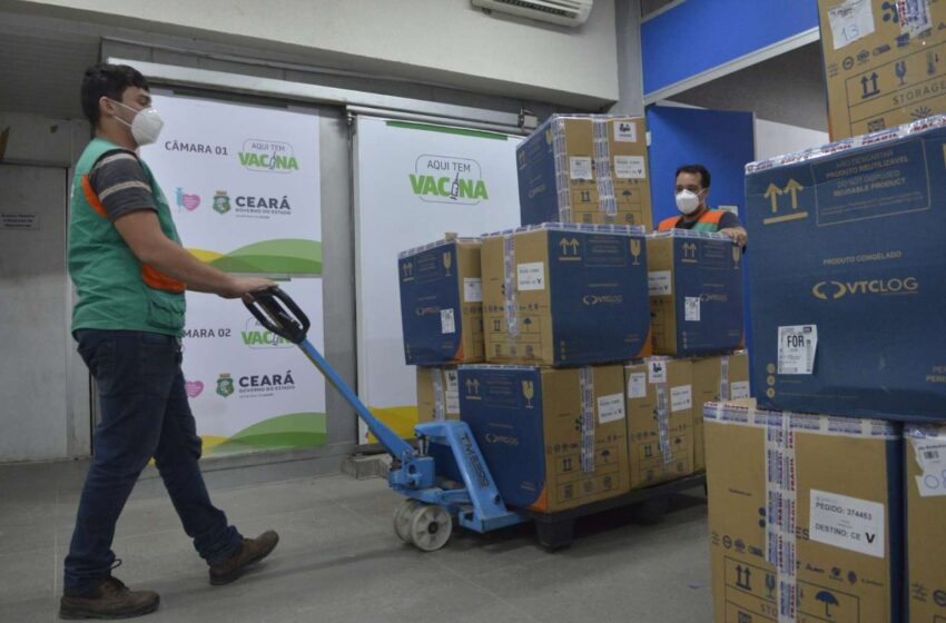  Ceará recebe quase 250 mil doses para continuar reforço na vacinação contra a Covid