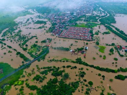 Chuvas na Bahia deixam 18 mortos e mais de 16 mil desabrigados