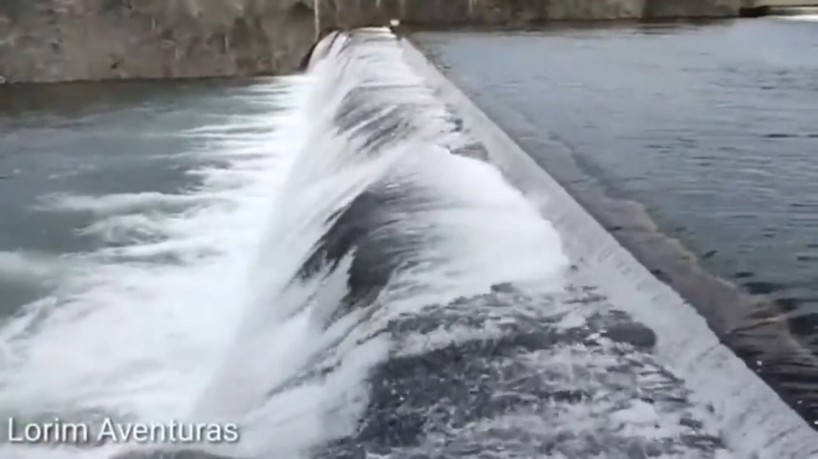  Bolsonaro compartilha vídeo mostrando avanço das águas na barragem de Jati