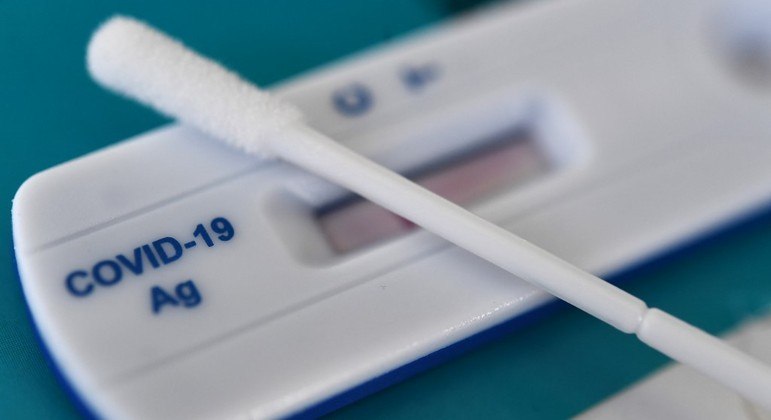 Governo não deve distribuir autotestes de Covid gratuitamente