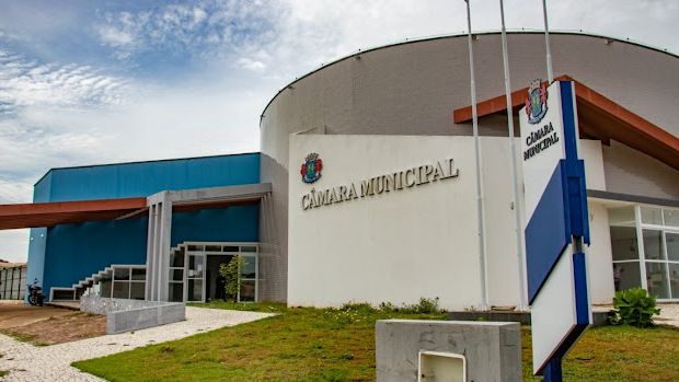  Vereadores de Juazeiro do Norte pedem intervenção do MPCE no Hospital São Lucas