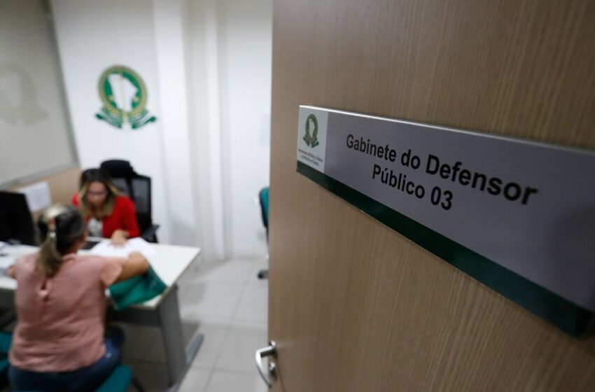  Veja os concursos públicos com vagas abertas no Ceará