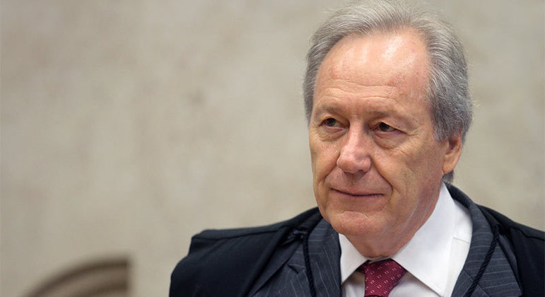  Senado instala comissão de juristas para revisar Lei do Impeachment