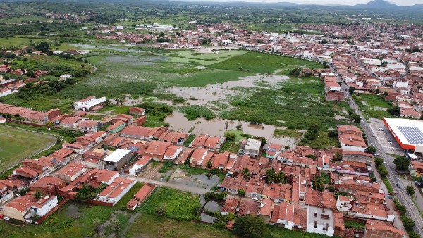  Defesa Civil e Prefeitura de Várzea Alegre avaliam impactos das chuvas