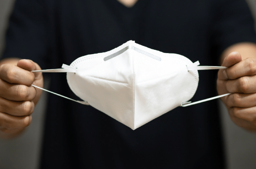  Governador sinaliza fim da obrigatoriedade de máscaras em locais abertos