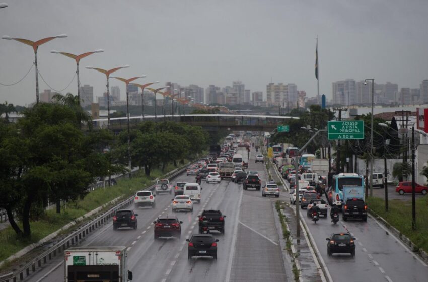  142 cidades do Ceará estão sob ameaça de chuvas e ventos fortes