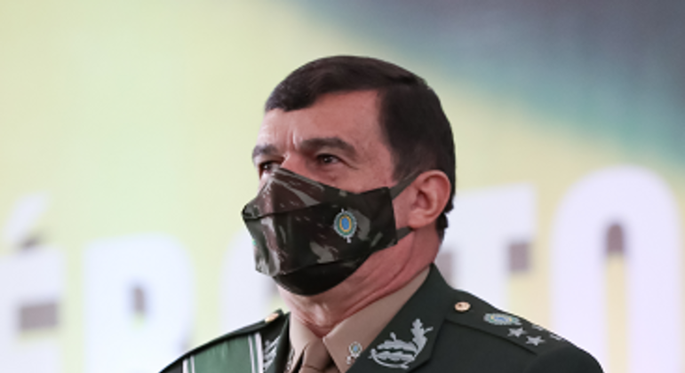  ‘Comentário irresponsável’, diz Defesa sobre fala de Barroso