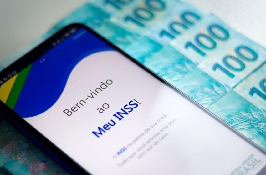  INSS paga 13º salário de aposentados que recebem mais de um salário mínimo