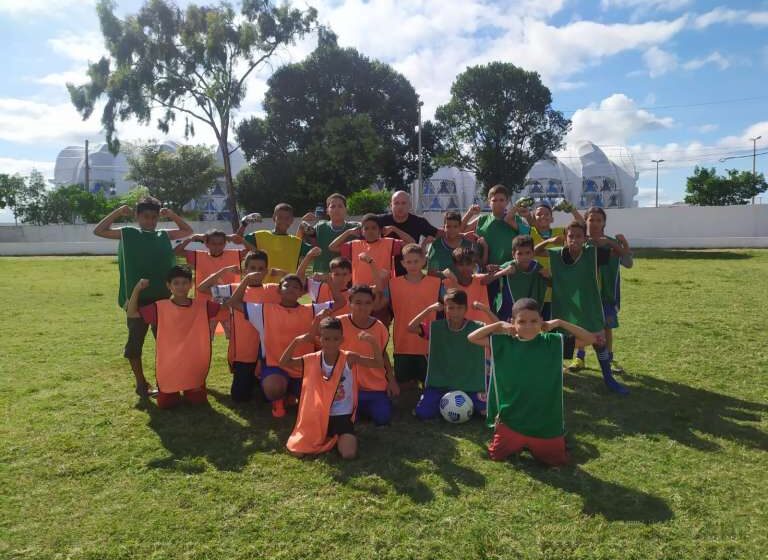  Projeto social de esporte idealizado por PM ajuda crianças e adolescentes em Juazeiro.