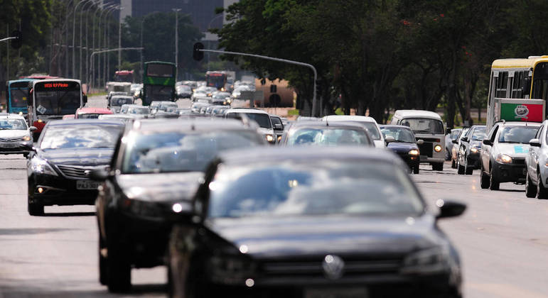  Governo vai oferecer benefícios a condutores que não tiverem multas