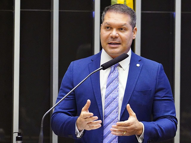  Dp.Federal Heitor Freire cobra melhorias na BR 116