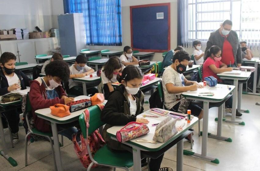  Barbalha declara obrigatoriedade do uso de máscaras em escolas