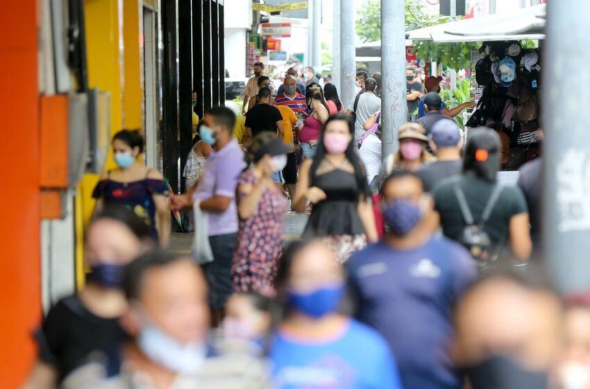  Uso de máscaras em ambientes fechados volta a ser recomendado no Ceará