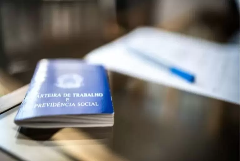  Ceará tem 412 mil pessoas à procura de emprego, estima IBGE.