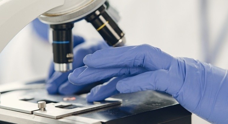  Cientistas relatam 35 pessoas infectadas pelo novo vírus Langya na China