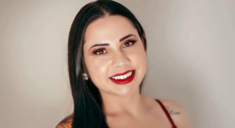  Mãe confessa que matou os filhos de 3 e 10 anos e é presa no Paraná.