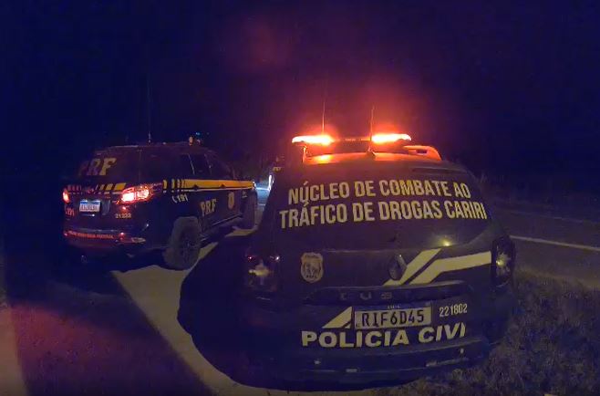 Mulher que levava drogas para Fortaleza é presa pela Polícia Civil em Farias Brito