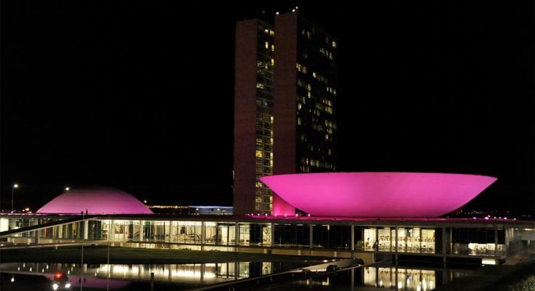  Câmara diz ao STF que piso salarial da enfermagem é constitucional.