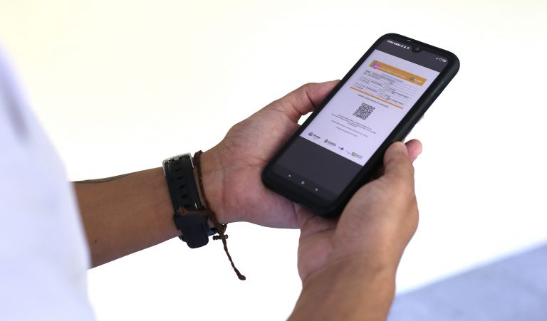  Comprovante de vacinação deixa de ser obrigatório em estabelecimentos do Ceará