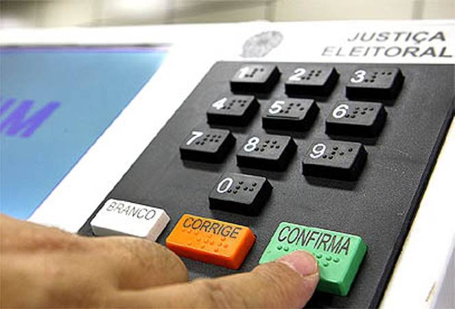  Eleitores terão mais tempo para conferir voto na urna eletrônica.