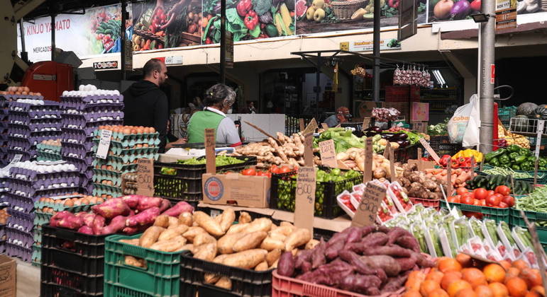  Em queda, inflação do Brasil já é a 6ª menor entre países do G20.