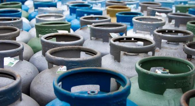  Petrobras reduz preço do gás de cozinha em 6%.