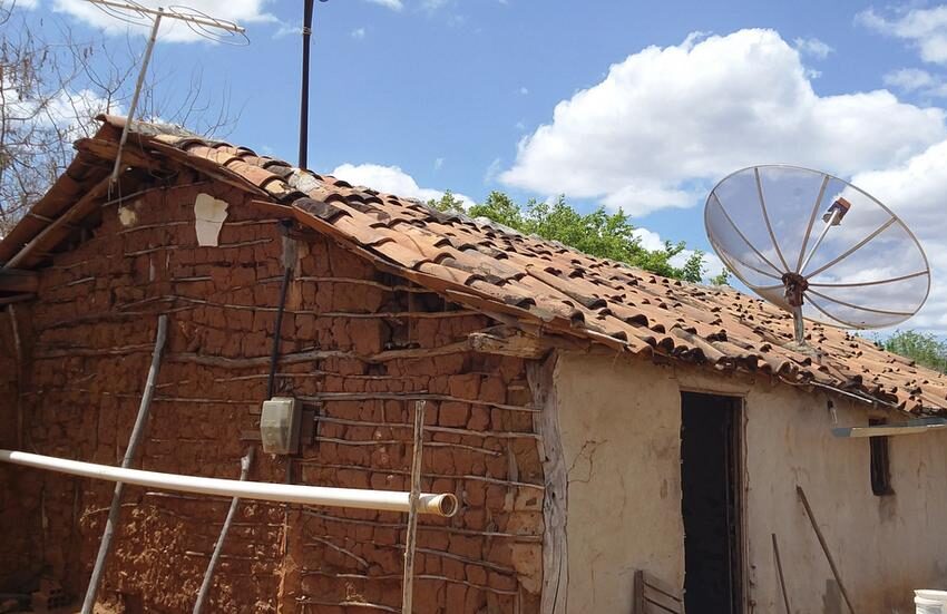  Com chegada do 5G no CE, antenas parabólicas precisam ser trocadas.