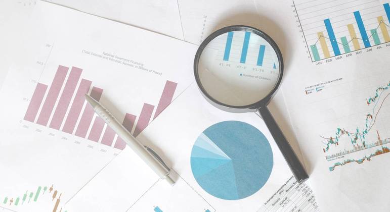  Cade abre investigação sobre institutos de pesquisa eleitoral.