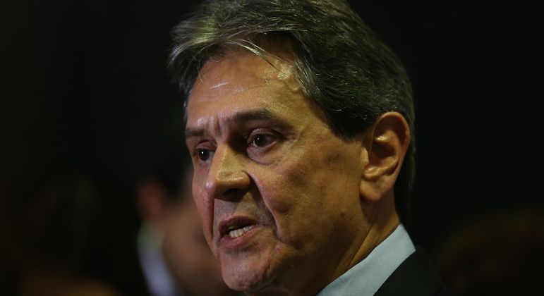  Roberto Jefferson é indiciado pela PF por 4 tentativas de homicídio.