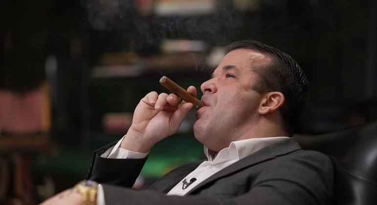  Empresário acusado de agredir modelo é solto após pagar fiança.