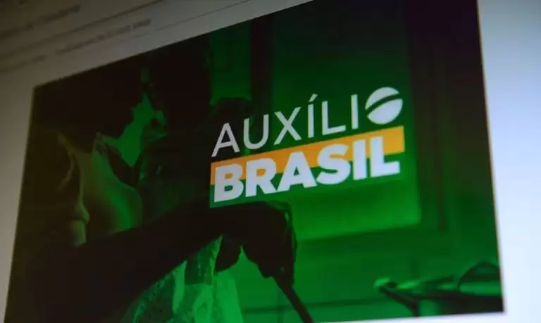  Caixa Econômica começa a pagar 4ª parcela do Auxílio Brasil de R$ 600.