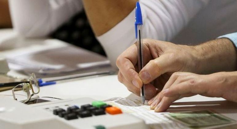 Eleitor tem até 1º de dezembro para justificar ausência no 1º turno.